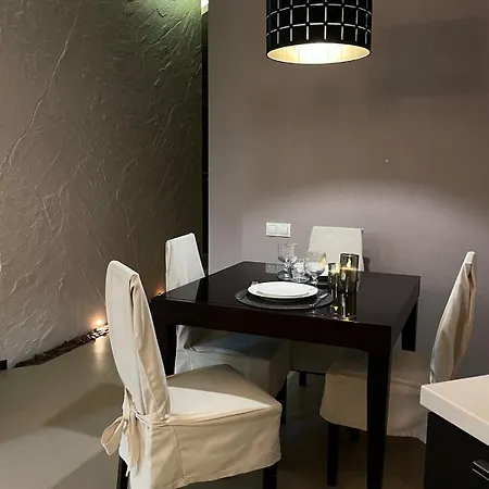 Grand Park Apartment *